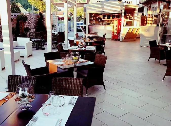 Oda ve Kahvaltı Ai Colli